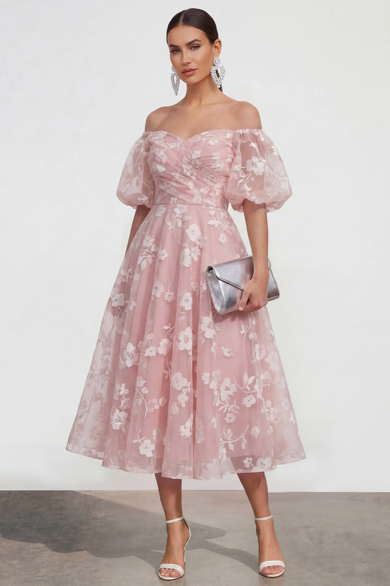 Laden Sie das Bild in den Galerie-Viewer, Schulterfreies A-Linie Rosa Midi Blumenkleid mit Schnürung hinten
