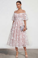 Laden Sie das Bild in den Galerie-Viewer, Schulterfreies A-Linie Rosa Midi Blumenkleid mit Schnürung hinten