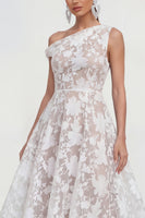 Laden Sie das Bild in den Galerie-Viewer, Rosa A-Linie Midi Floralkleid mit einer Schulter