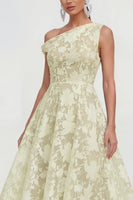 Laden Sie das Bild in den Galerie-Viewer, Rosa A-Linie Midi Floralkleid mit einer Schulter