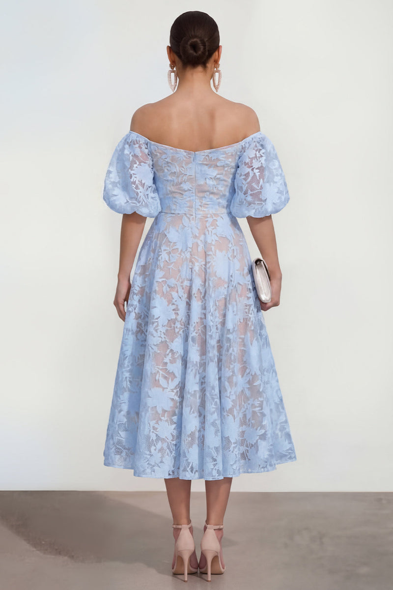 Laden Sie das Bild in den Galerie-Viewer, Rosa Schulterfreies A-Linie Midi Blumenkleid mit Puffärmeln