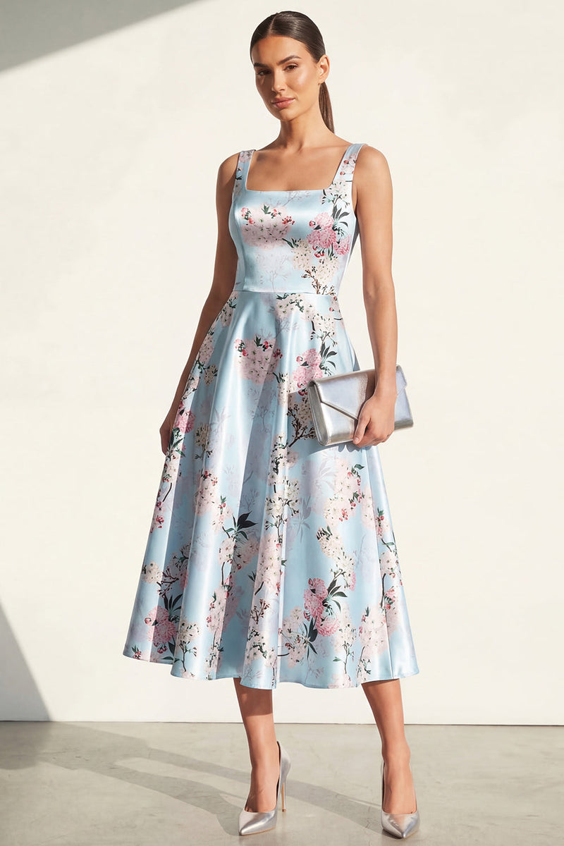 Laden Sie das Bild in den Galerie-Viewer, Blaues A-Linie Midi Quadrathals Satin Blumenkleid mit Druck