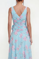 Laden Sie das Bild in den Galerie-Viewer, Blaues Chiffon A-Linie Gerafftes Seitenschlitz Blumenkleid mit 3D-Blume