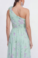 Laden Sie das Bild in den Galerie-Viewer, Grünes Einschulteriges A-Linie Chiffon Blumenkleid mit 3D-Blume