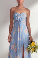Laden Sie das Bild in den Galerie-Viewer, Chiffonblaues pinkes Blumenkleid mit einer Schulter gerafftes langes Brautjungfernkleid mit Schlitz