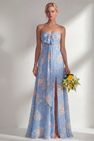 Laden Sie das Bild in den Galerie-Viewer, Chiffonblaues pinkes Blumenkleid mit einer Schulter gerafftes langes Brautjungfernkleid mit Schlitz