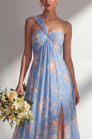 Laden Sie das Bild in den Galerie-Viewer, Chiffonblaues pinkes Blumenkleid mit einer Schulter gerafftes langes Brautjungfernkleid mit Schlitz