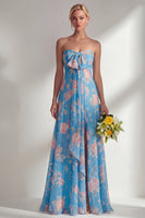 Laden Sie das Bild in den Galerie-Viewer, Chiffonblaues pinkes Blumenkleid mit einer Schulter gerafftes langes Brautjungfernkleid mit Schlitz