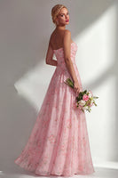 Laden Sie das Bild in den Galerie-Viewer, Chiffonblaues pinkes Blumenkleid mit einer Schulter gerafftes langes Brautjungfernkleid mit Schlitz