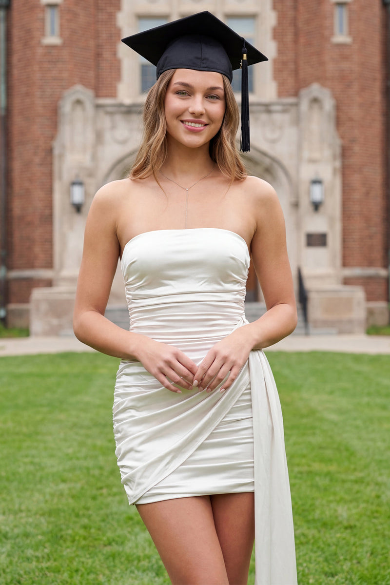 Laden Sie das Bild in den Galerie-Viewer, Weißes Trägerloses Gerafftes Mini-Kleid mit Bodycon und Schärpe