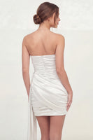 Laden Sie das Bild in den Galerie-Viewer, Weißes Trägerloses Gerafftes Mini-Kleid mit Bodycon und Schärpe