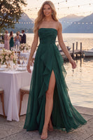 Laden Sie das Bild in den Galerie-Viewer, Marineblaues Tüll A-Line Trägerloses Gerafftes Langes Abschlussballkleid mit Schlitz