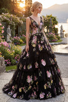 Laden Sie das Bild in den Galerie-Viewer, Schwarzes, rosafarbenes Blumen-Tüll-A-Linien-Blumenkleid mit V-Ausschnitt und gestuftem langem Abschlussball-Kleid
