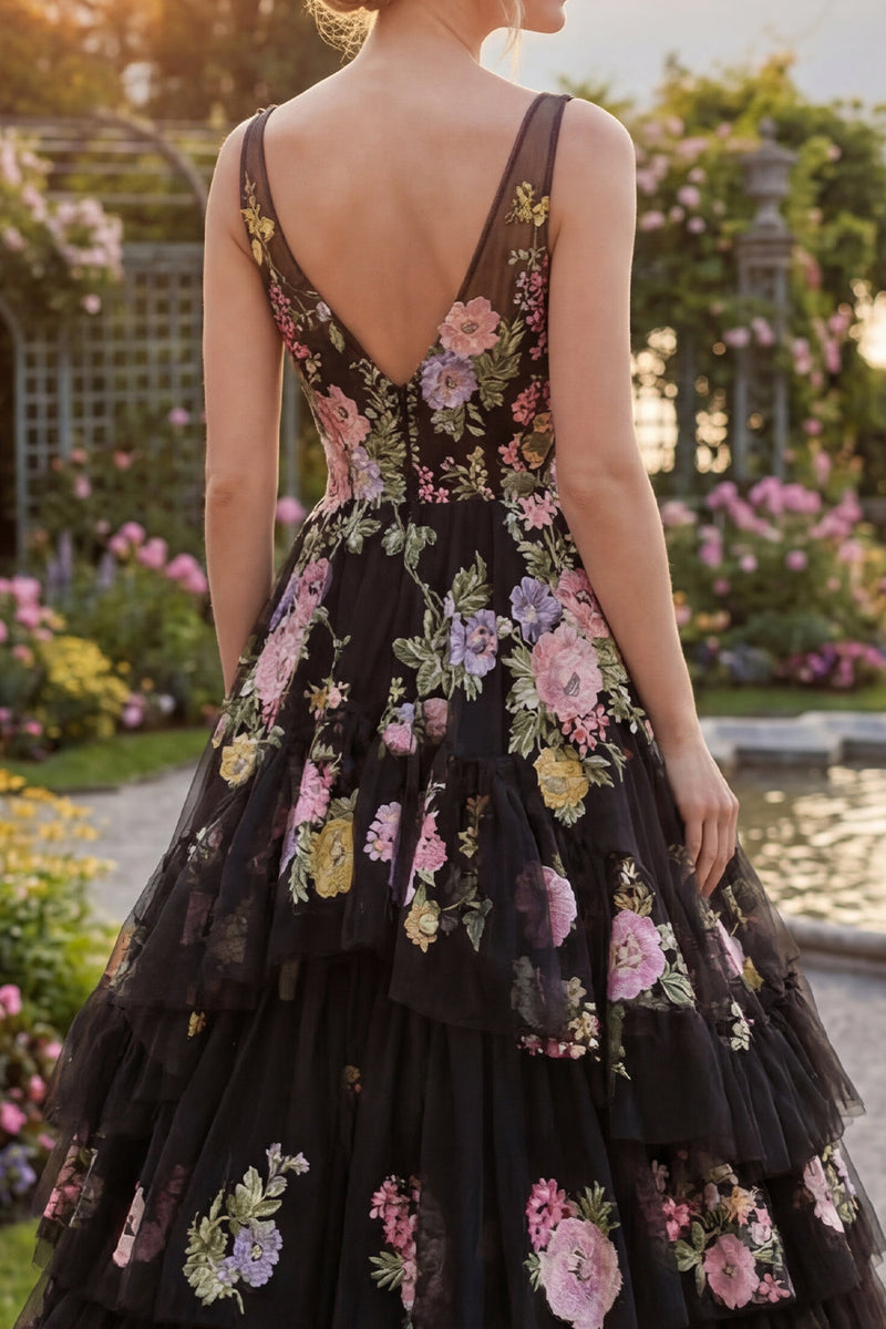 Laden Sie das Bild in den Galerie-Viewer, Schwarzes, rosafarbenes Blumen-Tüll-A-Linien-Blumenkleid mit V-Ausschnitt und gestuftem langem Abschlussball-Kleid