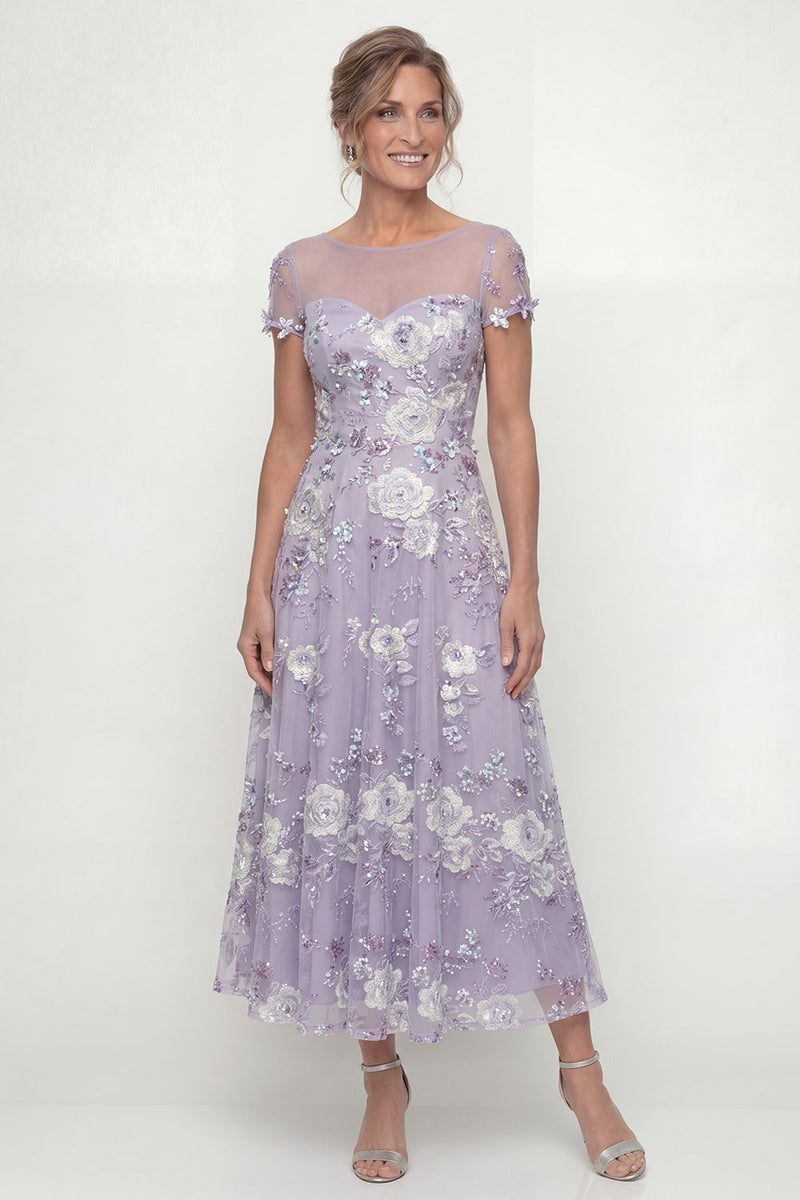 Laden Sie das Bild in den Galerie-Viewer, Dusty Purple Ein linienbesticktes Mutter-der-der-Braut-Kleid mit kurzen Ärmeln