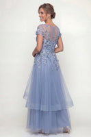 Laden Sie das Bild in den Galerie-Viewer, Staubiges Blau Besticktes Kurzärmel Mutter der Braut Kleid mit Rüschen