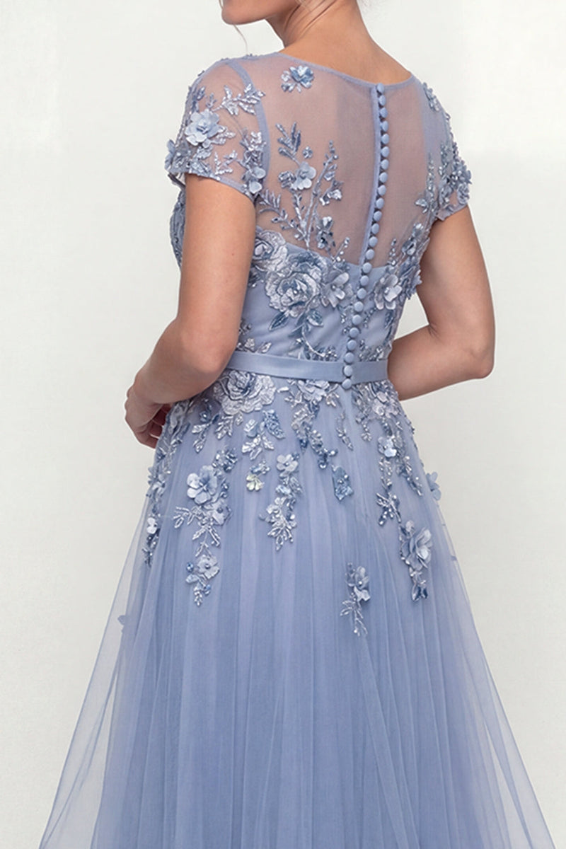 Laden Sie das Bild in den Galerie-Viewer, Staubiges Blau Besticktes Kurzärmel Mutter der Braut Kleid mit Rüschen