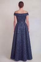 Laden Sie das Bild in den Galerie-Viewer, Rouge Jacquard Floral Off The Shoulder Eine Linie lange Mutter der Braut Kleid