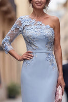 Laden Sie das Bild in den Galerie-Viewer, Ein Schulter hellblaues, mit Applikation verziertes Blumenkleid Mutter der Braut