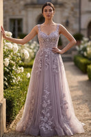 Laden Sie das Bild in den Galerie-Viewer, Grau-Lila Tüll A-Linie Floral-appliquiertes Bedecktes Langes Ballkleid