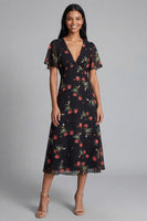 Laden Sie das Bild in den Galerie-Viewer, Chiffon A-Linie schwarzes, rotes V-Hals-Midi-Hochzeitskleid mit kurzen Ärmeln