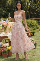 Laden Sie das Bild in den Galerie-Viewer, Chiffon Rosa Trägerloses Langes Blumenkleid mit Stickerei