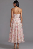 Laden Sie das Bild in den Galerie-Viewer, Chiffon Rosa Trägerloses Langes Blumenkleid mit Stickerei