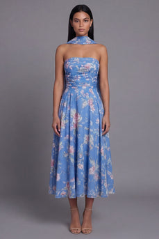 Trägerloses Chiffon-Blau gemustertes Midi-Hochzeitskleid mit Halsschal und Halsschal