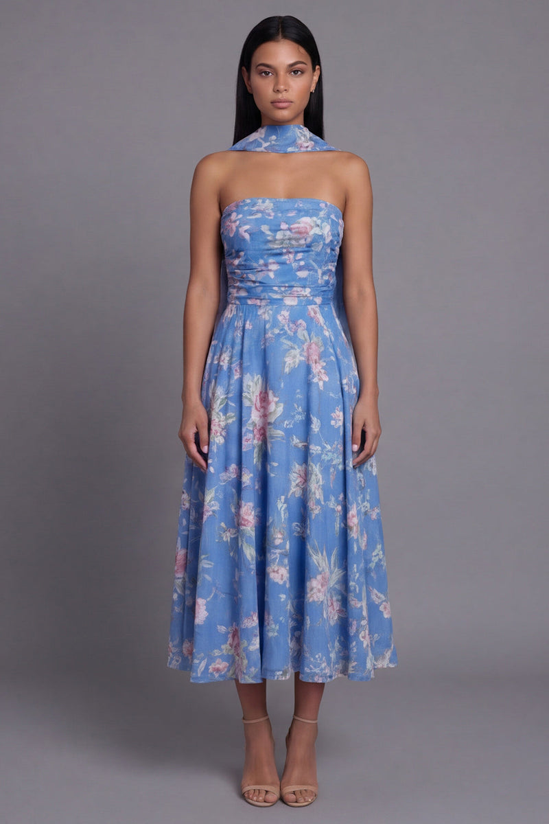 Laden Sie das Bild in den Galerie-Viewer, Trägerloses Chiffon-Blau gemustertes Midi-Hochzeitskleid mit Halsschal und Halsschal