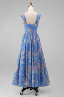 Laden Sie das Bild in den Galerie-Viewer, Quadrathals Chiffon Blaues Gerafftes Floralbedruckte Midi-Hochzeitskleider