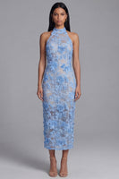 Laden Sie das Bild in den Galerie-Viewer, Blaues Spitzenneckholder-Bodycon-Blumen-Langzeitskleid mit Schlitz