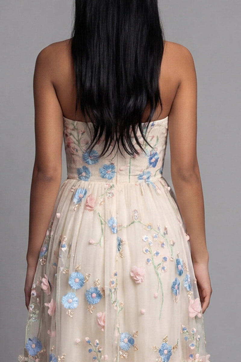 Laden Sie das Bild in den Galerie-Viewer, Herzausschnitt Champagner Tüll Applikiertes Blumen A-Linie Midi Kleid