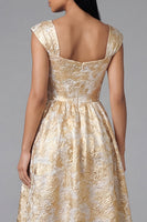 Laden Sie das Bild in den Galerie-Viewer, Schwarzes A-Linie Quadrathals Jacquard Blumen Midi-Kleid