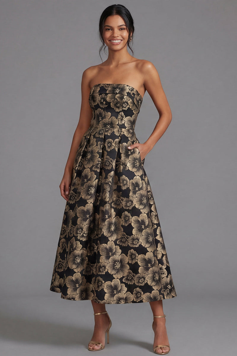Laden Sie das Bild in den Galerie-Viewer, Schwarzes A-Linie Trägerloses Gerafftes Jacquard Blumen Midi-Kleid