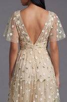 Laden Sie das Bild in den Galerie-Viewer, Champagner V-Ausschnitt Besticktes A-Linie Tüll Blumenkleid mit Flatterärmeln