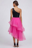 Laden Sie das Bild in den Galerie-Viewer, Fuchsia und Schwarzes Einschulter Pailletten Rüschen Partykleid