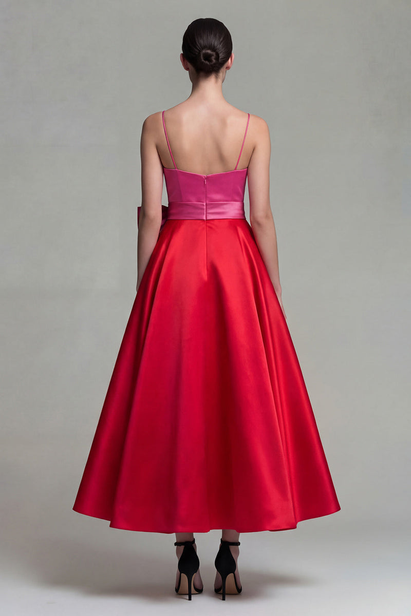 Laden Sie das Bild in den Galerie-Viewer, Fuchsia und Rot A-Linie Satin Spaghetti-Träger Midi Festkleid mit Schleife