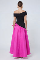 Laden Sie das Bild in den Galerie-Viewer, Fuchsia und Schwarz A-Linie Schulterfreies Asymmetrisches Festliches Kleid mit Rüschen
