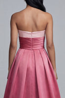 Laden Sie das Bild in den Galerie-Viewer, Trägerloses A-Linie Rosa Langes Festkleid