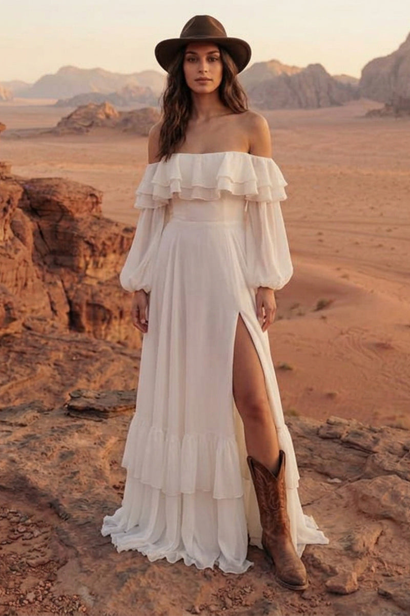 Laden Sie das Bild in den Galerie-Viewer, Elfenbein Schulterfreies Maxi A Linie Strand Hochzeitskleid mit Rüschen