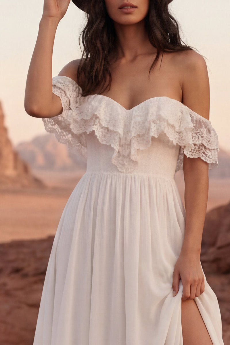 Laden Sie das Bild in den Galerie-Viewer, Schlichtes Elfenbein Schulterfreies Langes Strand Hochzeitskleid mit Schlitz