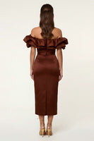 Laden Sie das Bild in den Galerie-Viewer, Schwarzes schulterfreies Bodycon-Midi-Festkleid mit Schlitz