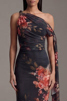 Laden Sie das Bild in den Galerie-Viewer, Schwarzes Asymmetrisches Meerjungfrauen Blumen Ballkleid