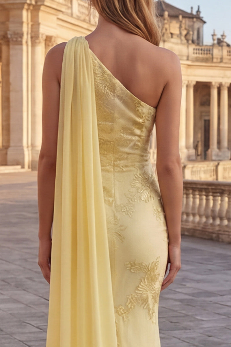 Laden Sie das Bild in den Galerie-Viewer, Gelbes Meerjungfrauen-Blumenbesticktes langes Abschlussballkleid mit Seitenumhang