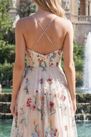 Laden Sie das Bild in den Galerie-Viewer, Elfenbeinblume A-Linie Spaghettiträger langes Abschlussballkleid mit Schlitz