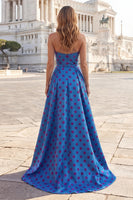 Laden Sie das Bild in den Galerie-Viewer, Blaues A-Linie trägerloses, langgepunktetes Stoff-Kleid mit Polka-Punkten und Schlitz