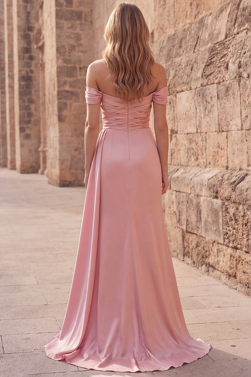 Laden Sie das Bild in den Galerie-Viewer, Rosa Schulterfreies Gerafftes Satin Langes A-Linie Ballkleid mit Schlitz