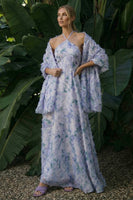 Laden Sie das Bild in den Galerie-Viewer, Hellviolettes Langes Blumenmuster A-Linie Neckholder Rückenloses Festliches Kleid mit Umhang