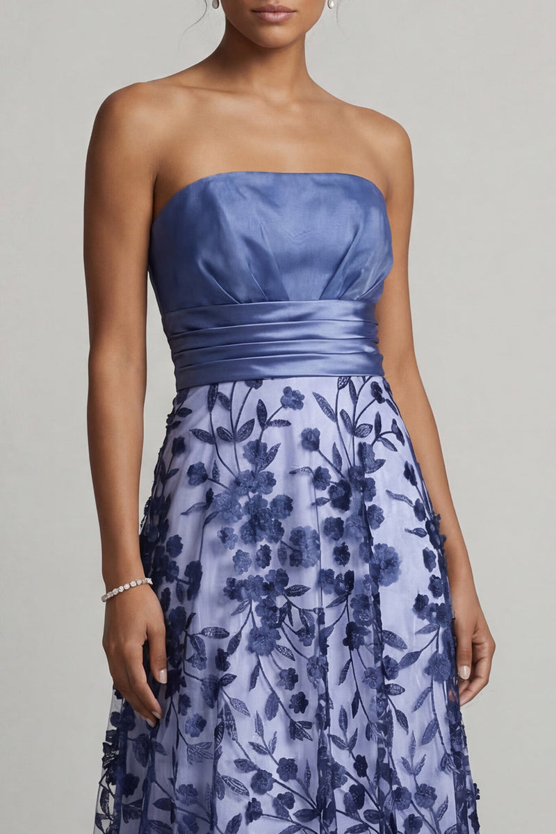 Laden Sie das Bild in den Galerie-Viewer, Trägerloses A-Linie marineblaues Blumenkleid Mutter der Braut