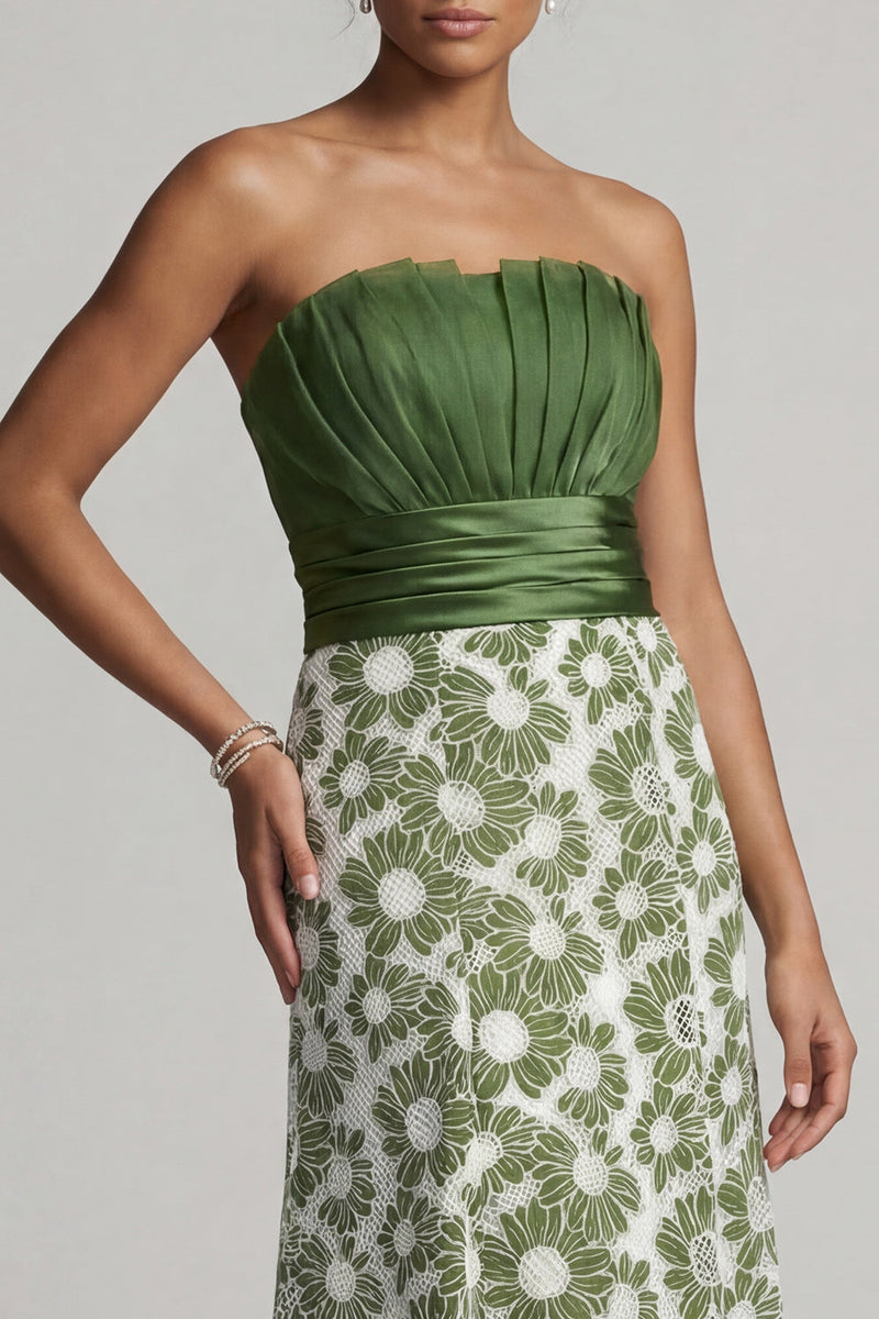 Laden Sie das Bild in den Galerie-Viewer, Trägerloses A-Line grünes Blumenkleid Mutter der Braut